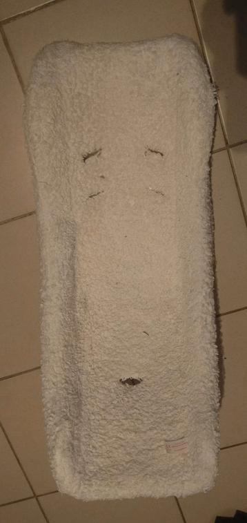 Melis babyschaal zonder riemen  beschikbaar voor biedingen