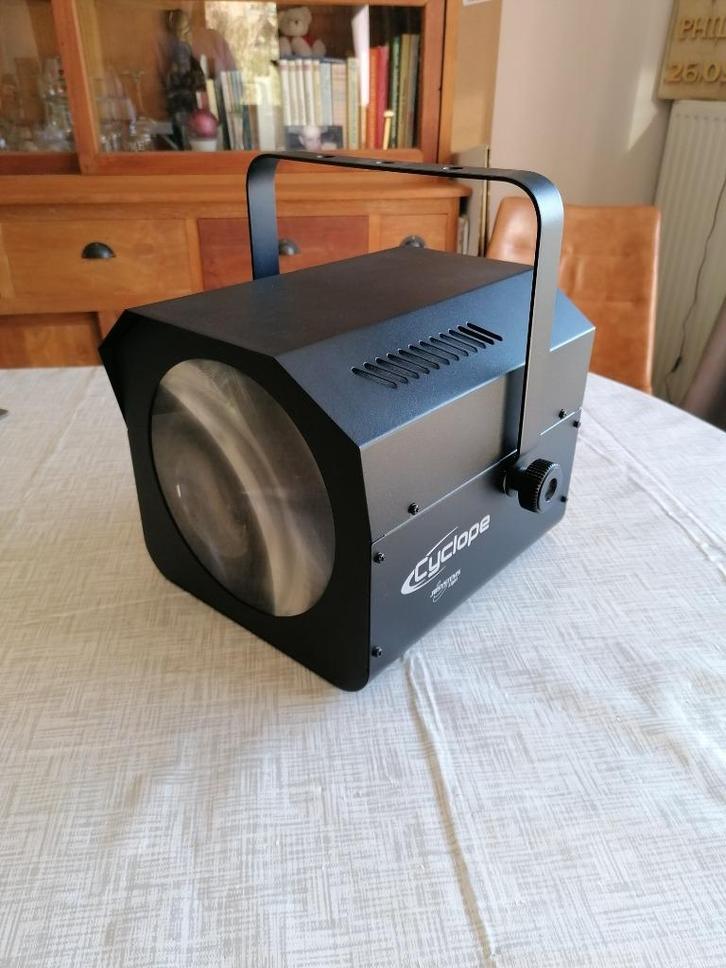 Cyclope JB SYSEMS, Muziek en Instrumenten, Licht en Laser, Gebruikt, Licht, Geluidgestuurd, Kleur, Stroboscoopeffect, Ophalen of Verzenden