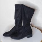 Nieuwe fluwelen zwarte dijhoge laarzen voor dames, Kleding | Dames, Schoenen, Ophalen of Verzenden, Zo goed als nieuw