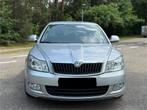 SKODA OCTAVIA, Auto's, Euro 5, Stof, Bedrijf, Parkeersensor