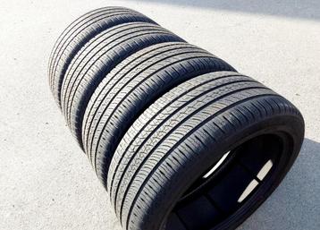 Très bons pneus hiver 285/45-22 avec 6,5 - 7 mm de profil beschikbaar voor biedingen