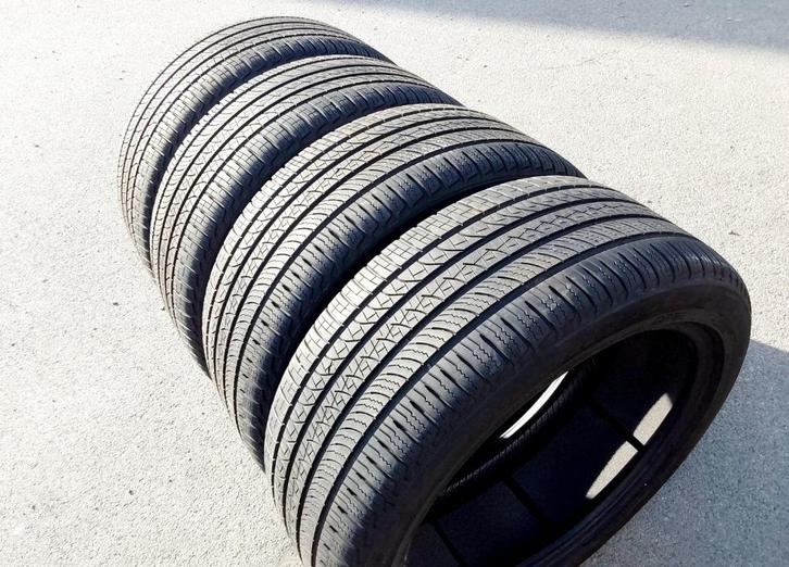 Très bons pneus hiver 285/45-22 avec 6,5 - 7 mm de profil, Auto-onderdelen, Banden en Velgen, Band(en), Winterbanden, Overige maten