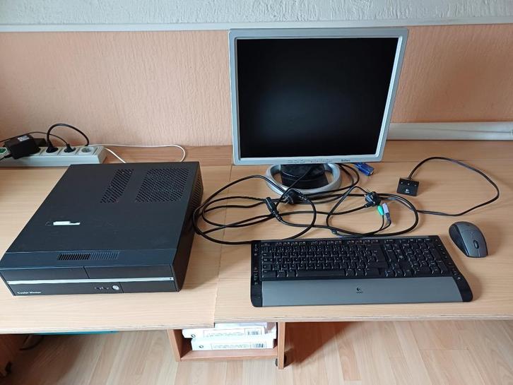 Desktop en Printer, Computers en Software, Desktop Pc's, Gebruikt, 3 tot 4 Ghz, 8 GB, Met monitor, Ophalen