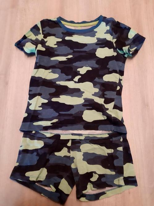Pyjama met korte mouw, maat 122, Kinderen en Baby's, Kinderkleding | Maat 122, Gebruikt, Jongen, Nacht- of Onderkleding, Ophalen of Verzenden