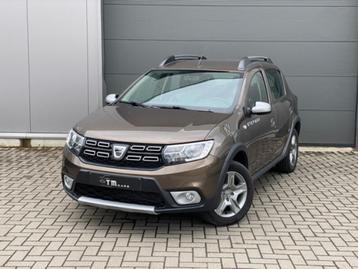 Dacia Sandero Stepway benzine 4500km!!! beschikbaar voor biedingen