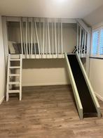 Speelhuis, Ophalen, Zo goed als nieuw, Hout