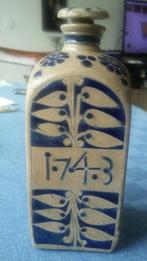 Recipient antique en forme de bouteille de 1743, Comme neuf, Enlèvement ou Envoi