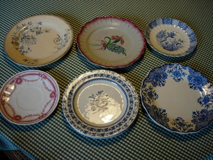 12 Assiettes Céramique en bon état, Antiquités & Art, Antiquités | Services (vaisselle) pièces, Enlèvement ou Envoi