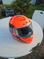 Motorhelm, Motoren, Ophalen