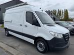 Mercedes Sprinter L2H2 1st eig ohboek trekhaak navigatie, Auto's, Voorwielaandrijving, Stof, 4 cilinders, 2000 kg
