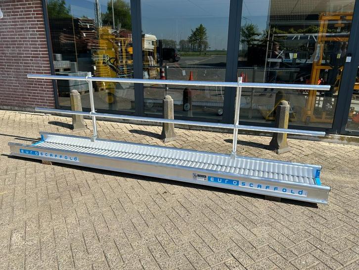 Euroscaffold aluminium werkbrug/loopbrug 6.00M NIEUW, Doe-het-zelf en Bouw, Meetapparatuur, Nieuw, Accessoires, Ophalen