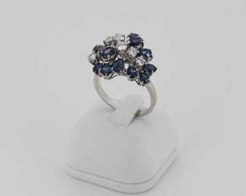 Vintage 18k witgouden ring bezet met diamanten en saffieren