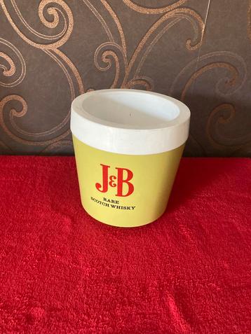 Seau à glace J&B, Enlèvement
