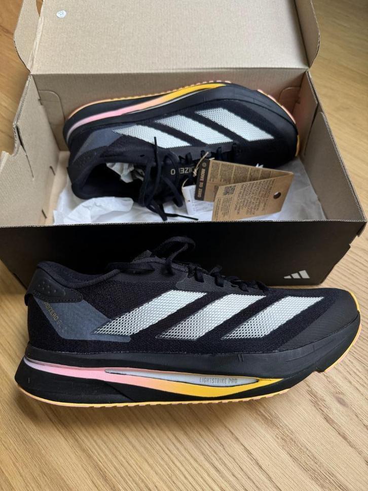 Adidas Adizero SL2 Neuves taille 43, Sports & Fitness, Course, Jogging & Athlétisme, Neuf, Chaussures de course à pied, Adidas