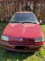 Renault Clio 1996, 4 deurs, Particulier, Stadsauto, Rood