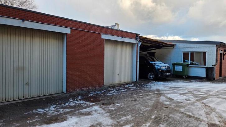 Garage magazijn. Opslagruimte te Huur 50m2, Immo, Garages & Places de parking