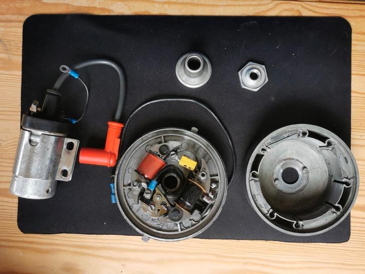 Allumage à rupteur NOVY pour AV7 ou AV10, Vélos & Vélomoteurs, Pièces de cyclomoteur | Général, Comme neuf, Enlèvement ou Envoi