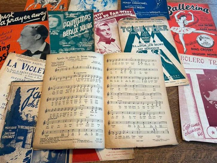 Anciens feuillets de Partition des annees 40, Musique & Instruments, Partitions, Utilisé, Artiste ou Compositeur, Populaire, Piano