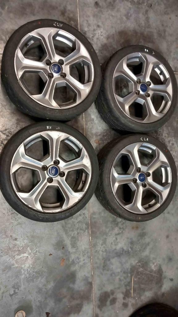 Fiesta 1.6 ST ( JA8 )17’’velgen met Nankang NS2R, Auto-onderdelen, Banden en Velgen, Velg(en), Zomerbanden, 17 inch, 205 mm, Personenwagen