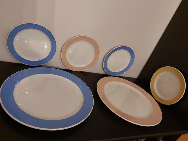 Vintage borden Villeroy & Boch, Mettlach, Antiek en Kunst, Antiek | Servies los, Ophalen