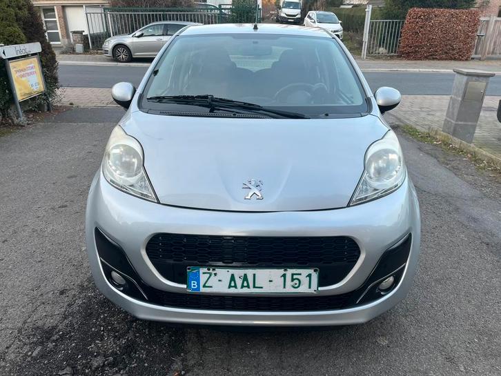 Peugeot 107 1.0i Urban 2013, Autos, Peugeot, Entreprise, Achat, ABS, Ordinateur de bord, Verrouillage central, Rétroviseurs électriques