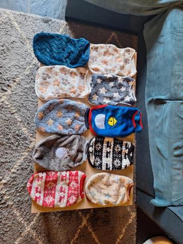 20 truien voor katten of honden beschikbaar voor biedingen