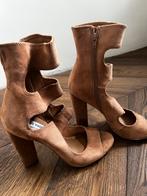 Steve Madden uitgesneden schoenen, Beige, Steve Madden, Ophalen of Verzenden, Zo goed als nieuw