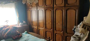Eiken slaapkamer kast in 3 aparte delen van 1 m beschikbaar voor biedingen