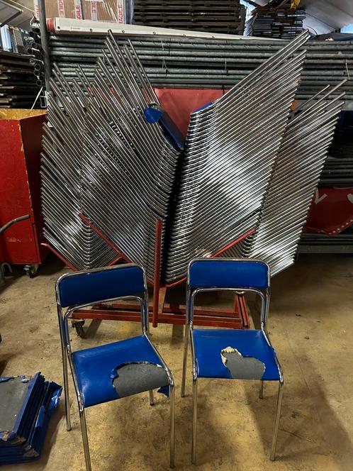 Lot de 78 chaises à vendre, Huis en Inrichting, Stoelen, Gebruikt, Ophalen
