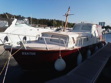Motorboot 10 meter, Watersport en Boten, Motorboten en Motorjachten, Ophalen, Staal, Diesel, Zo goed als nieuw