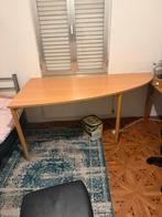 driehoekige tafel, Huis en Inrichting, Bureaus, Ophalen, Zo goed als nieuw
