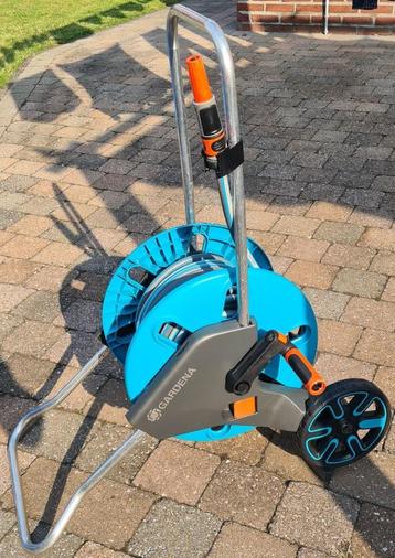 Gardena Cleverroll M slangenwagen, inclusief 20m slang.  Als beschikbaar voor biedingen
