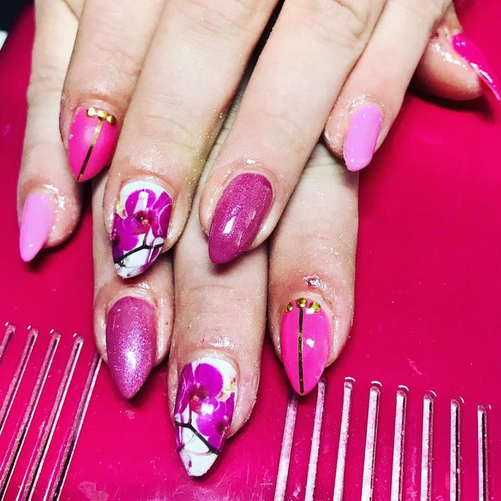 Gelnagels te Berlare maandag tem zondag, Handtassen en Accessoires, Uiterlijk | Lichaamsverzorging, Zo goed als nieuw, Ophalen