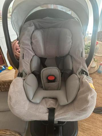 Maxi-cosi met isofix Joie beschikbaar voor biedingen