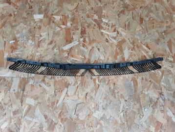 BUMPERSTEUN MIDDEN ACHTER Tiguan (AD1) (5NA807863) beschikbaar voor biedingen