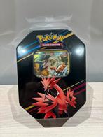 Crown Zenith: Galarian Zapdos special art Tin English, Hobby en Vrije tijd, Verzamelkaartspellen | Pokémon, Ophalen of Verzenden