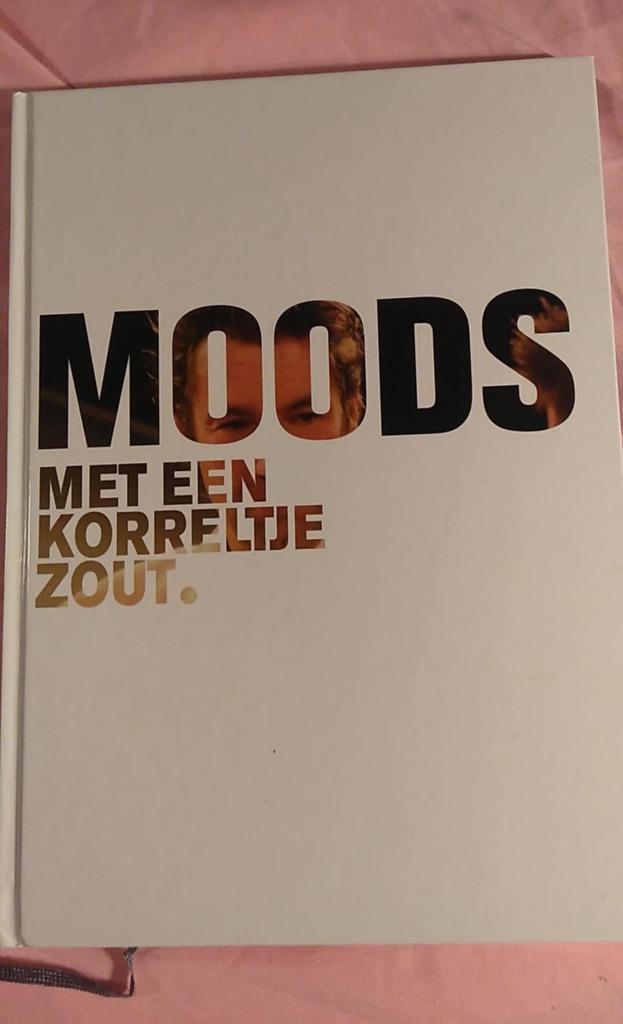 Moods met een korreltje zout Hans van Wolde Gesigneerd, Boeken, Kookboeken, Ophalen of Verzenden