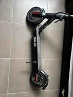 Nieuwe step met KAPOTTE BATTERIJ, Fietsen en Brommers, Steps, Ophalen, Zo goed als nieuw