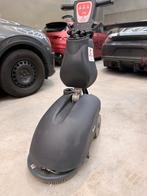 Machine de nettoyage Genie, Bricolage & Construction, Matériel de nettoyage, Enlèvement, Comme neuf, Machine de nettoyage à brosse