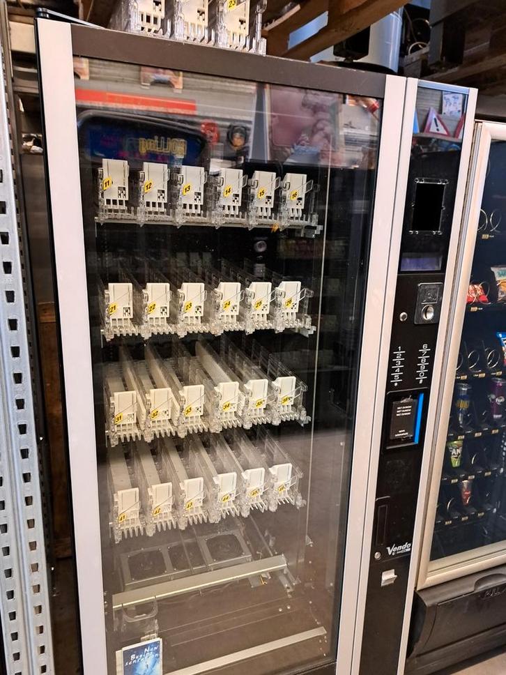 Vendo G6 designline frisdrank automaat gekoeld, Collections, Machines | Autre, Enlèvement