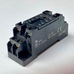 Relaisvoet - Omron PYF08A-E, Ophalen of Verzenden, Gebruikt