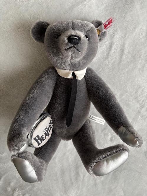 Steiff Rocks! The Beatles, Verzamelen, Beren en Cherished Teddies, Zo goed als nieuw, Stoffen beer, Steiff, Ophalen of Verzenden