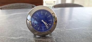 Klok Europa Uhren chrome clock met blauwe beschikbaar voor biedingen