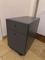 Armoire à roulettes élégante en bois Bulo  en excellent état, 3 ou 4 tiroirs, Enlèvement, Comme neuf, Autres essences de bois