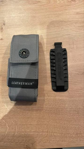 Leatherman hoesje en bitset 