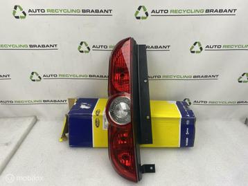 Achterlicht Links Fiat Doblo Opel Combo D NIEUW 95509597 beschikbaar voor biedingen