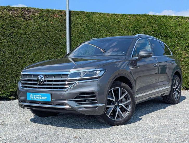 Volkswagen Touareg V6 eHybrid - open dak - trekhaak, Auto's, Volkswagen, Bedrijf, Te koop, Touareg, 360° camera, 4x4, ABS, Achteruitrijcamera