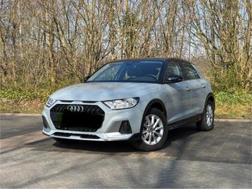 Audi A1 Citycarver - Benzine - Automaat, Auto's, Audi, Stof, A1, 5 zetels, 5 deurs