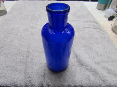 Transparante blauwe pot van geblazen glas, H22-DF9-DG5.5, 11, Antiek en Kunst, Antiek | Glaswerk en Kristal, Ophalen of Verzenden