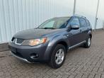 Mitsubishi Outlander 2.4 Inspire Special Trekhaak 2010, Auto's, Mitsubishi, Voorwielaandrijving, Outlander, 4 cilinders, 1465 kg